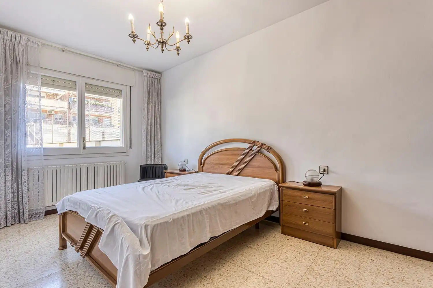 Habitación de Piso en venta en Igualada con Calefacción, Terraza y Trastero