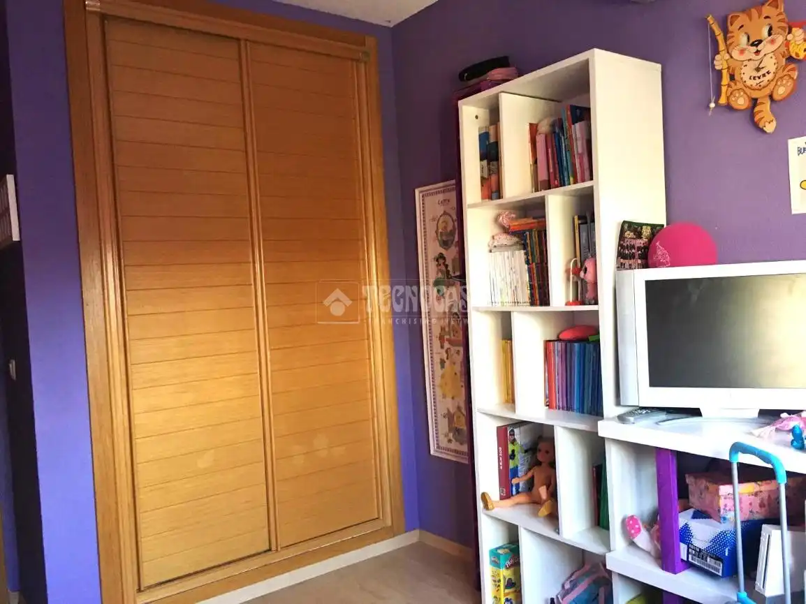 Habitación de Piso en venta en Parla con Aire acondicionado