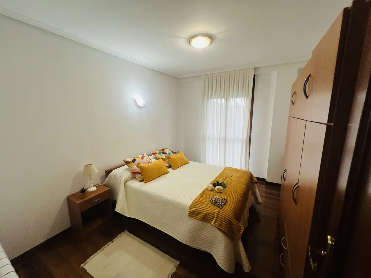 Bedroom of Flat for sale in Voto  with Heating, Parquet flooring and Furnished