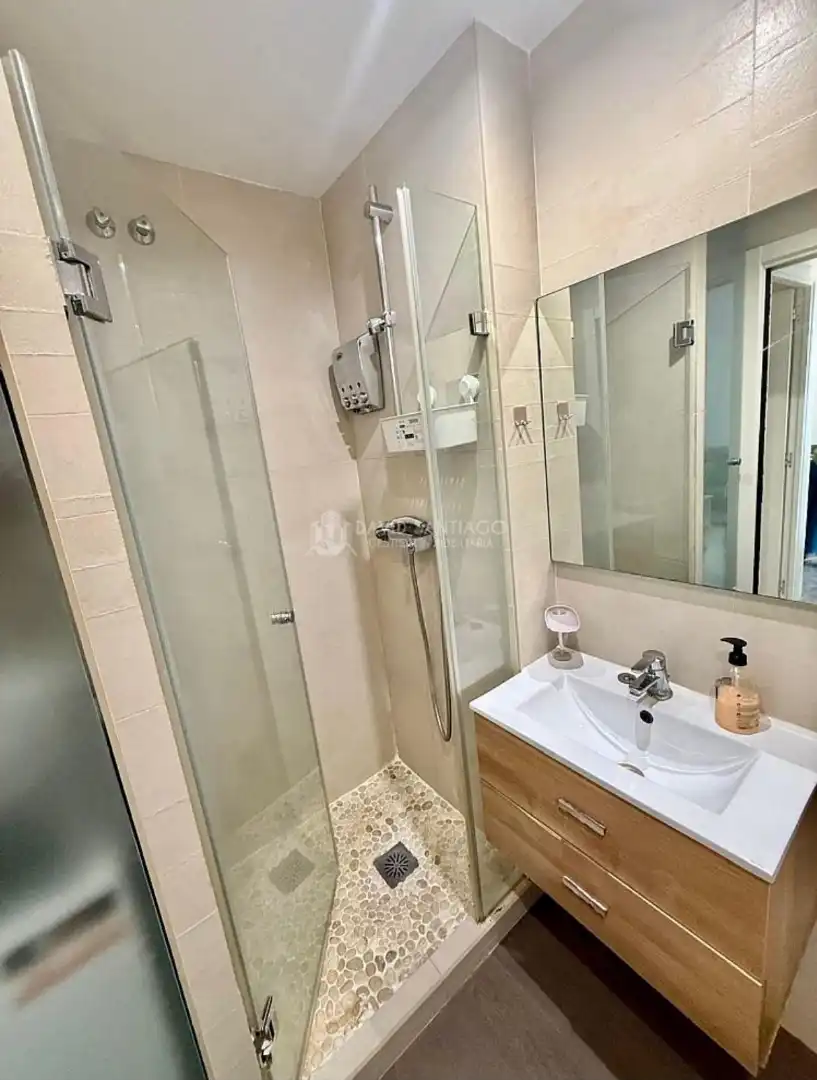 Baño de Piso en venta en Rincón de la Victoria con Aire acondicionado, Terraza y Trastero