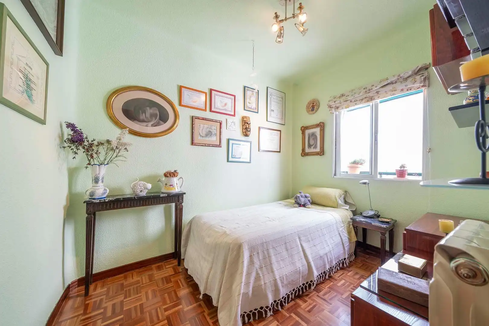 Habitación de Piso en venta en Madrid con Calefacción, Parquet y Trastero