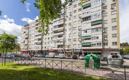 Exterior view of Flat for sale in Alcalá de Henares  with Air Conditioner and Heating