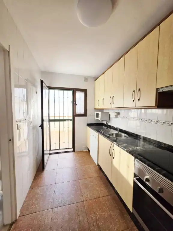 Adosado con piscina en venta en Caleta de Vélez, imagen 7