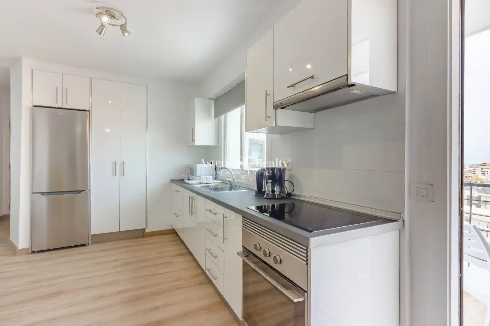 Cuina de Apartament en venda en Arona amb Terrassa, Piscina i Moblat