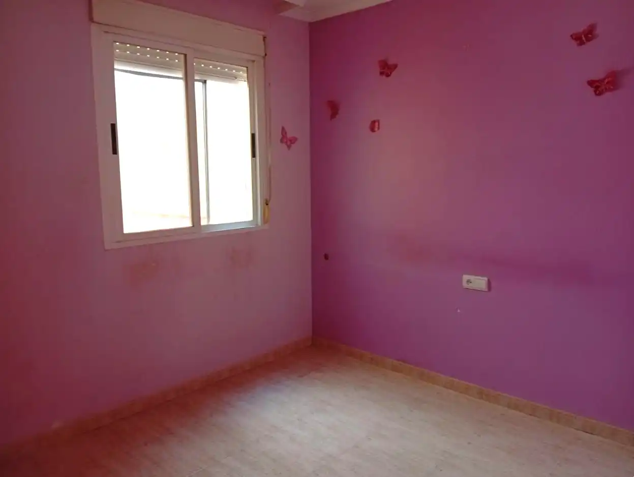 Dormitori de Apartament en venda en Adra