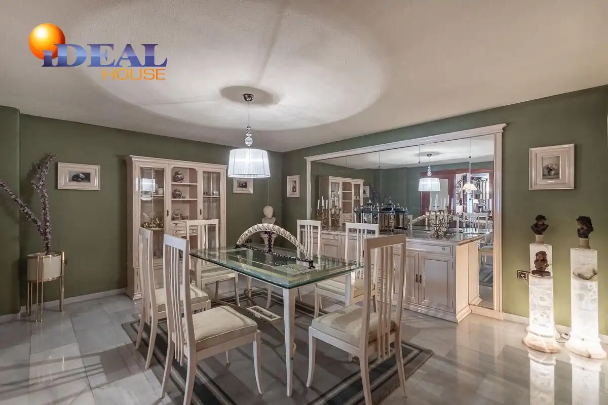 Flat for sale in San Matías - Realejo