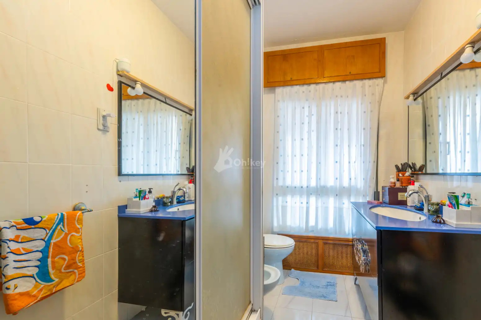 Bathroom of Houses for sale in Villanueva de la Cañada  with Air Conditioner, Heating and Parquet flooring