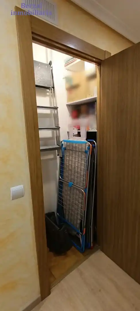 Wohnung zum Verkauf in  Logroño mit Klimaanlage, Heizung und Terrasse