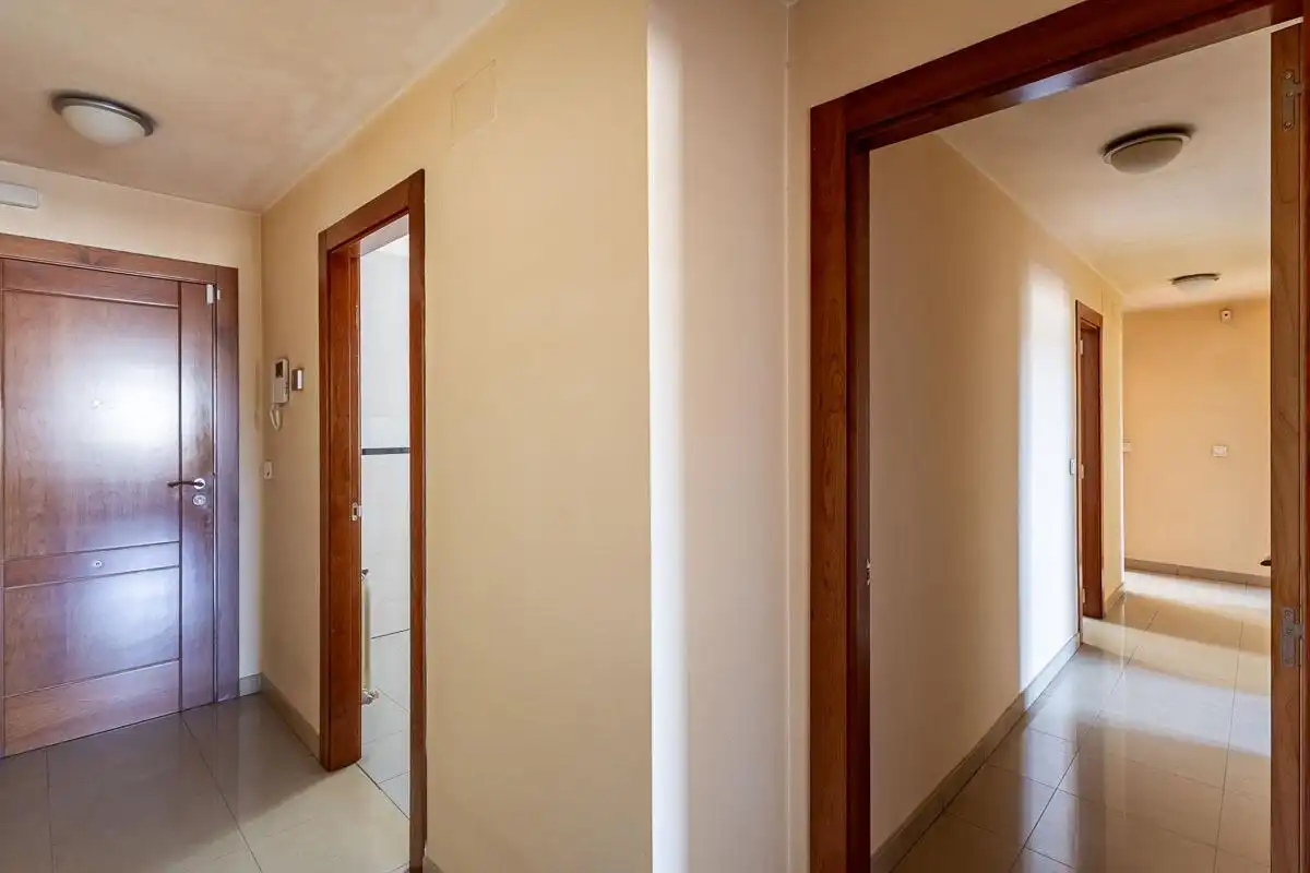 Wohnung zur Miete in Granada mit Klimaanlage, Heizung und Privatgarten