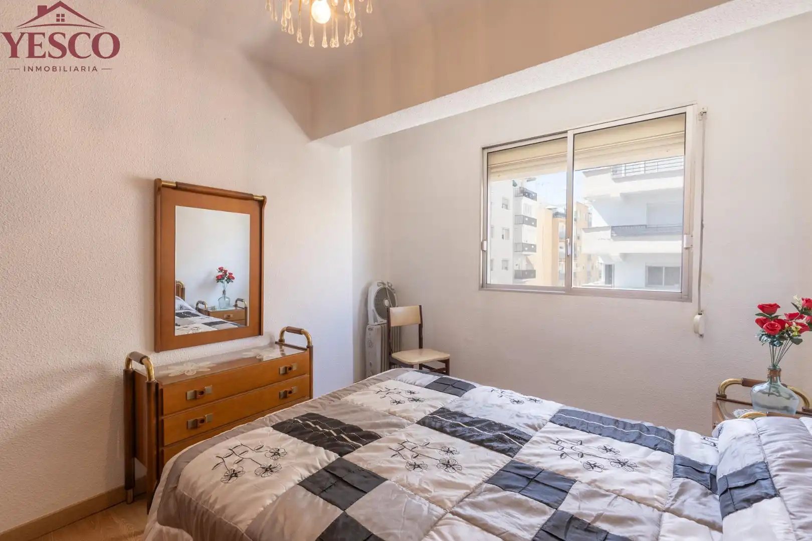 Bedroom of Flat for sale in Granada
