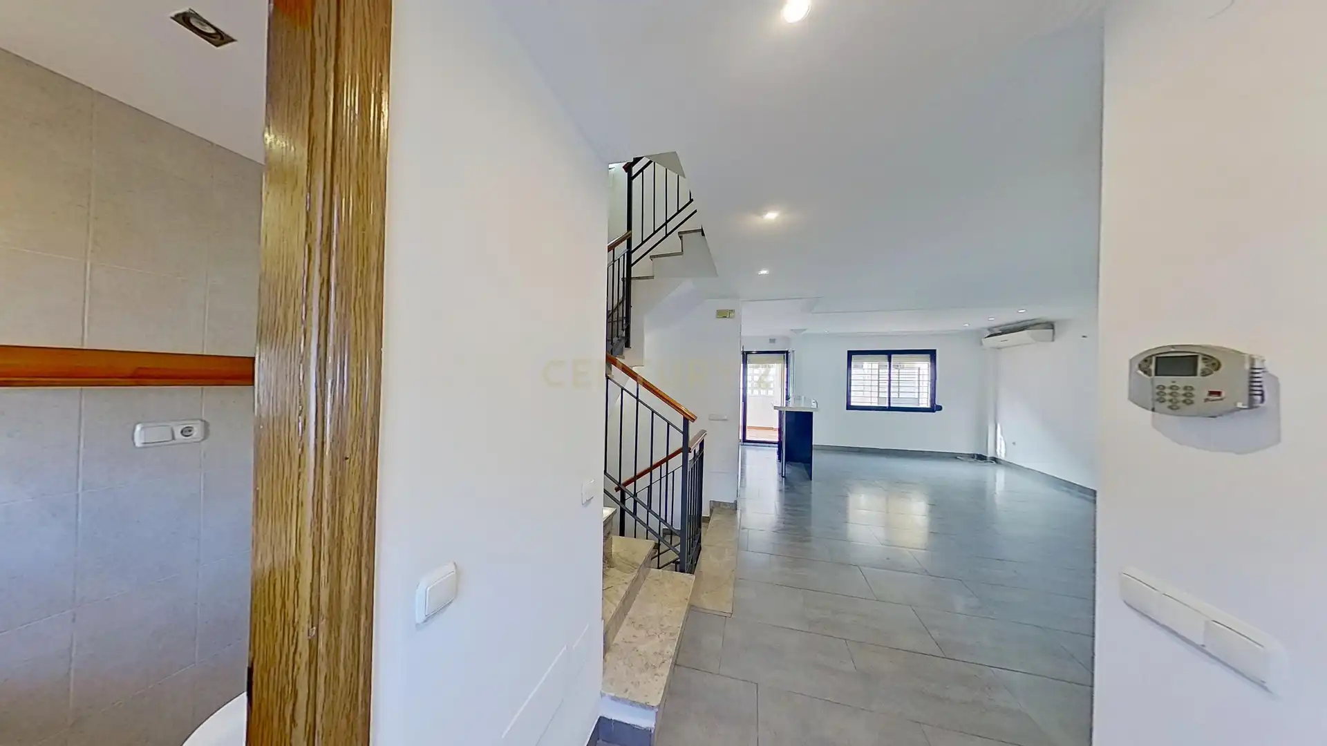 Detached homes for sale in Málaga  with Air Conditioner, Private garden and Storage room