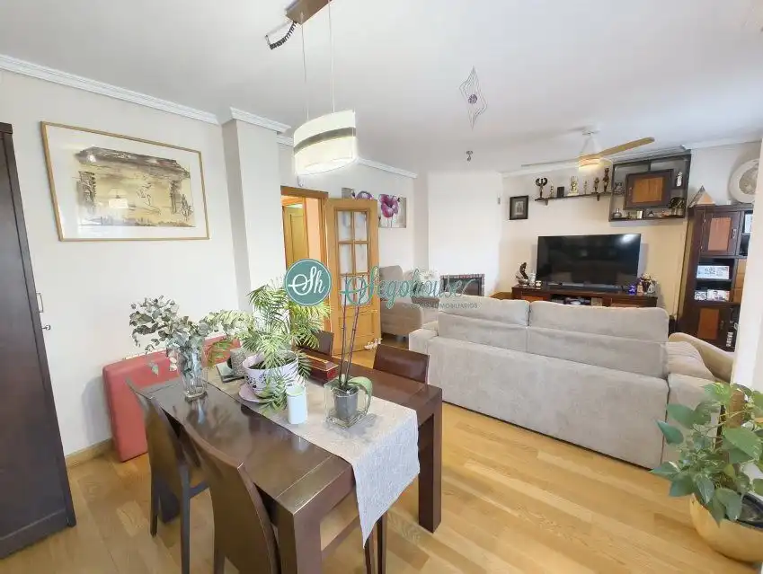 Sala de estar de Casa o chalet en venta en Segovia con Calefacción y Trastero