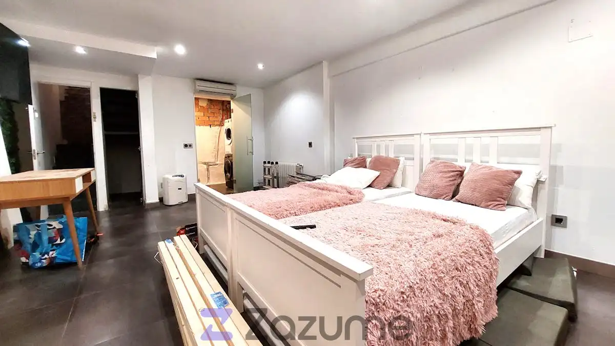 Habitación de Loft de alquiler en Madrid con Calefacción, Amueblado y Horno