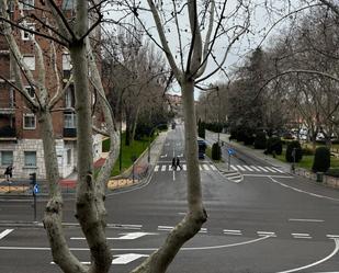 Vista exterior de Pis de lloguer en Valladolid Capital amb Calefacció i Balcó