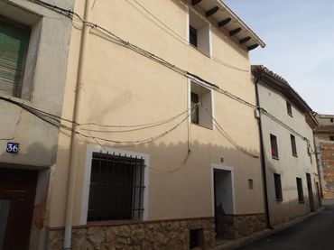 Casa rustica in vendita a Calle de Ramón y Cajal 34