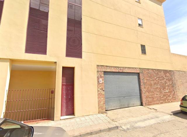 Garaje en Venta en Ciruelo en Lora del Río