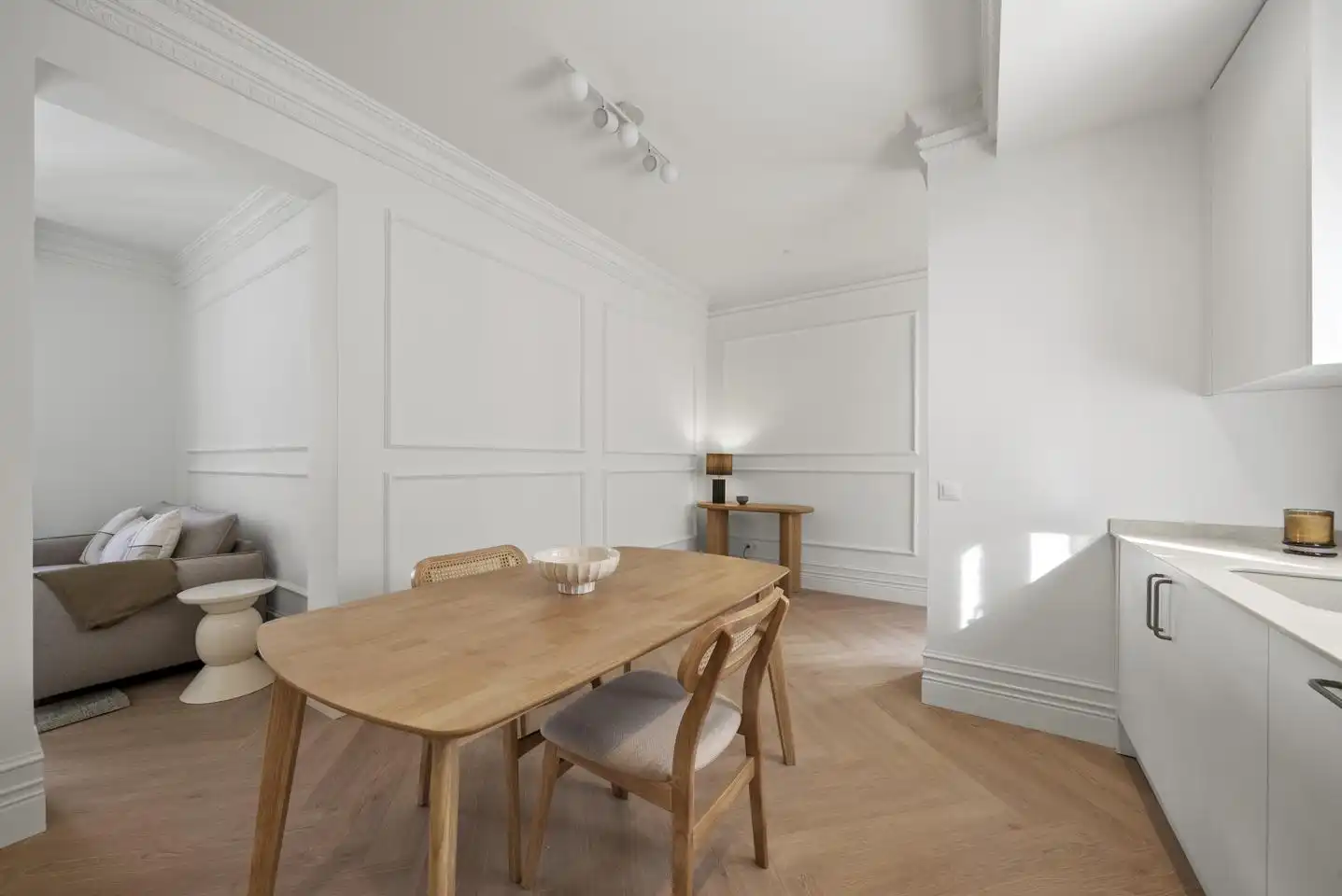 Dining room of Flat for sale in Madrid  with Air Conditioner, Heating and Furnished