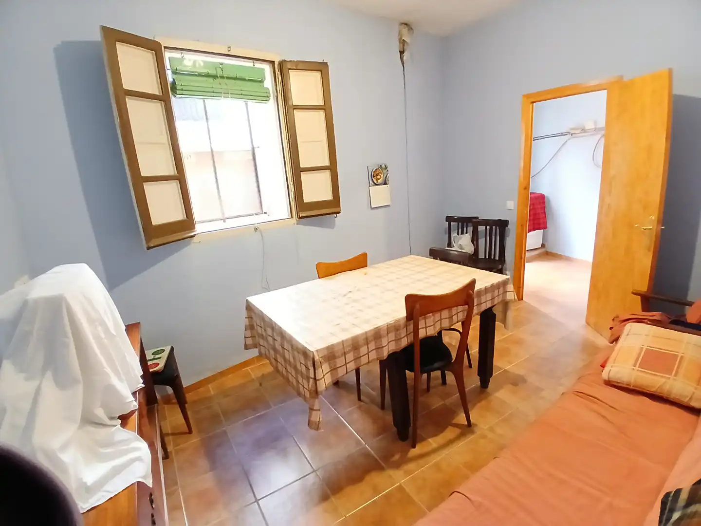 Comedor de Casa adosada en venta en Monroyo con Amueblado, Horno y Balcón