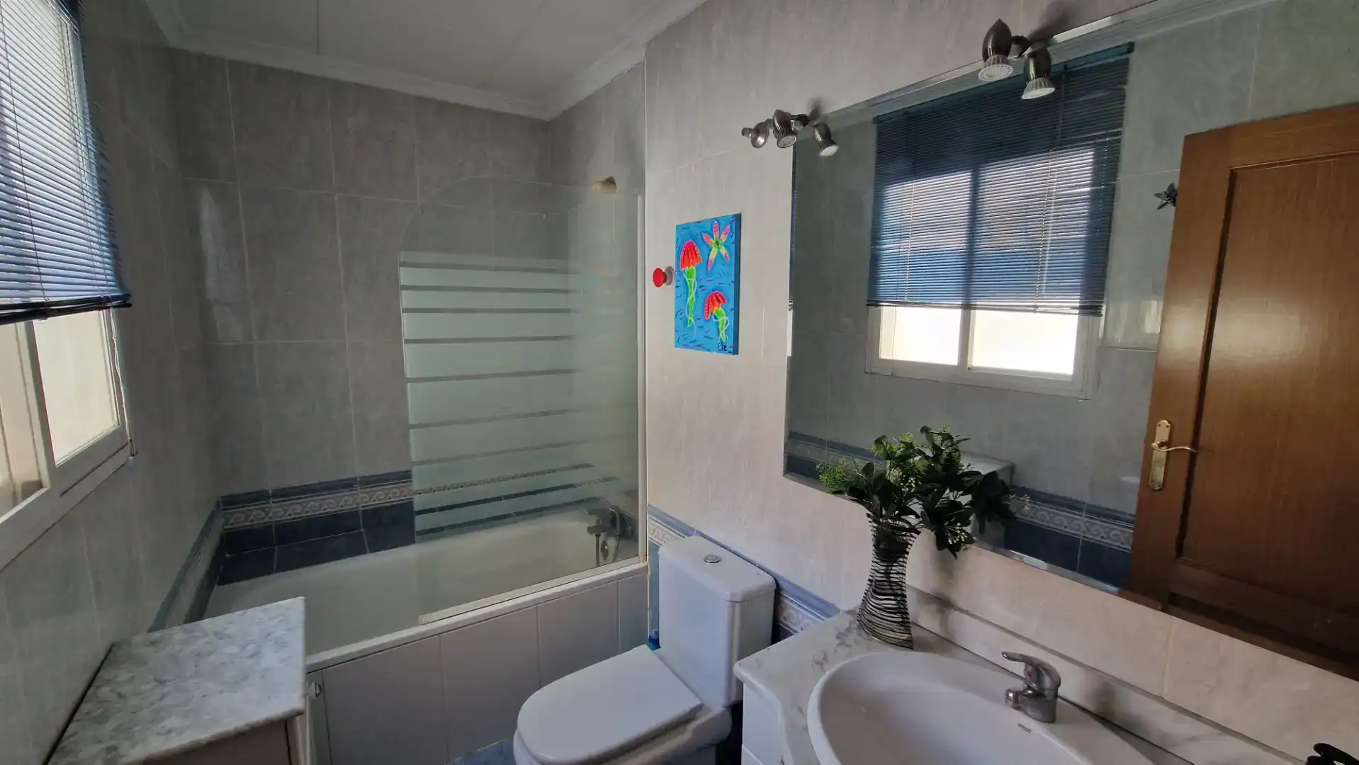 Badezimmer von Wohnung zur Miete in Massanassa mit Klimaanlage