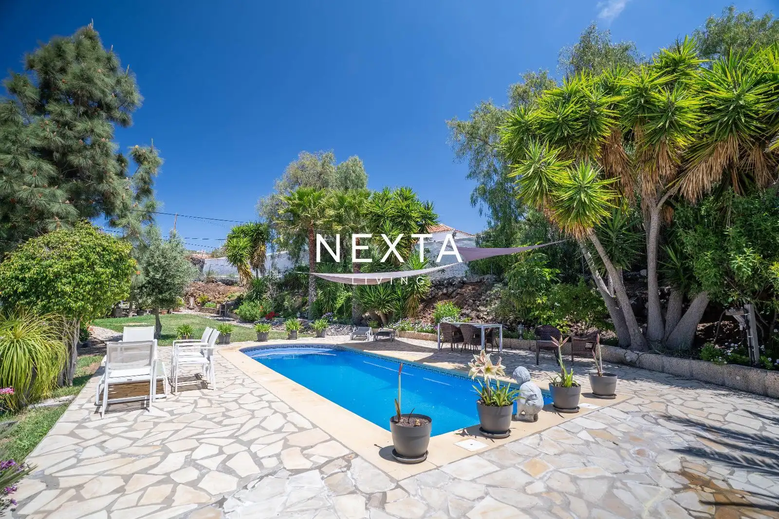 Vista exterior de Casa o xalet en venda en Arona amb Piscina