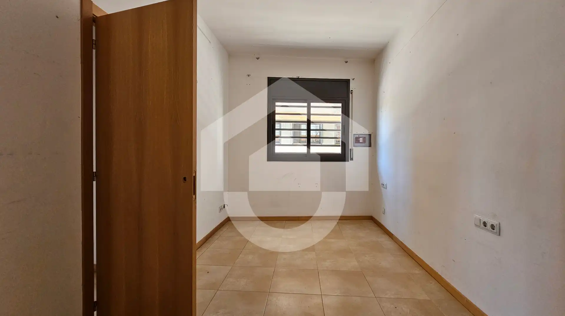 Planta baixa en venda a Porta