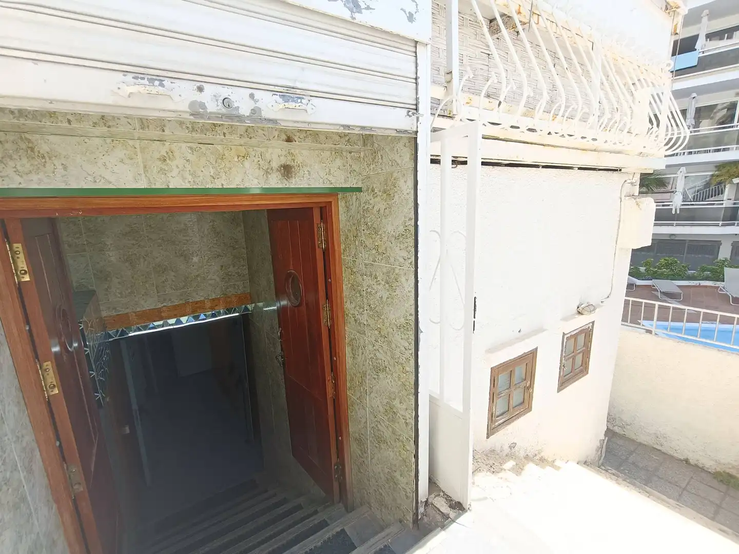 Gewerbefläche zum Verkauf in Avenida de Alféreces Provisionales