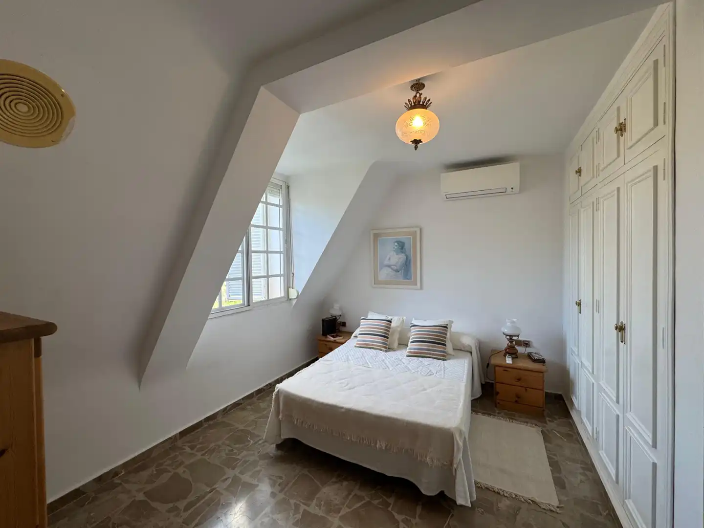 Dormitori de Casa o xalet en venda en Alhaurín de la Torre amb Aire condicionat, Calefacció i Jardí privat