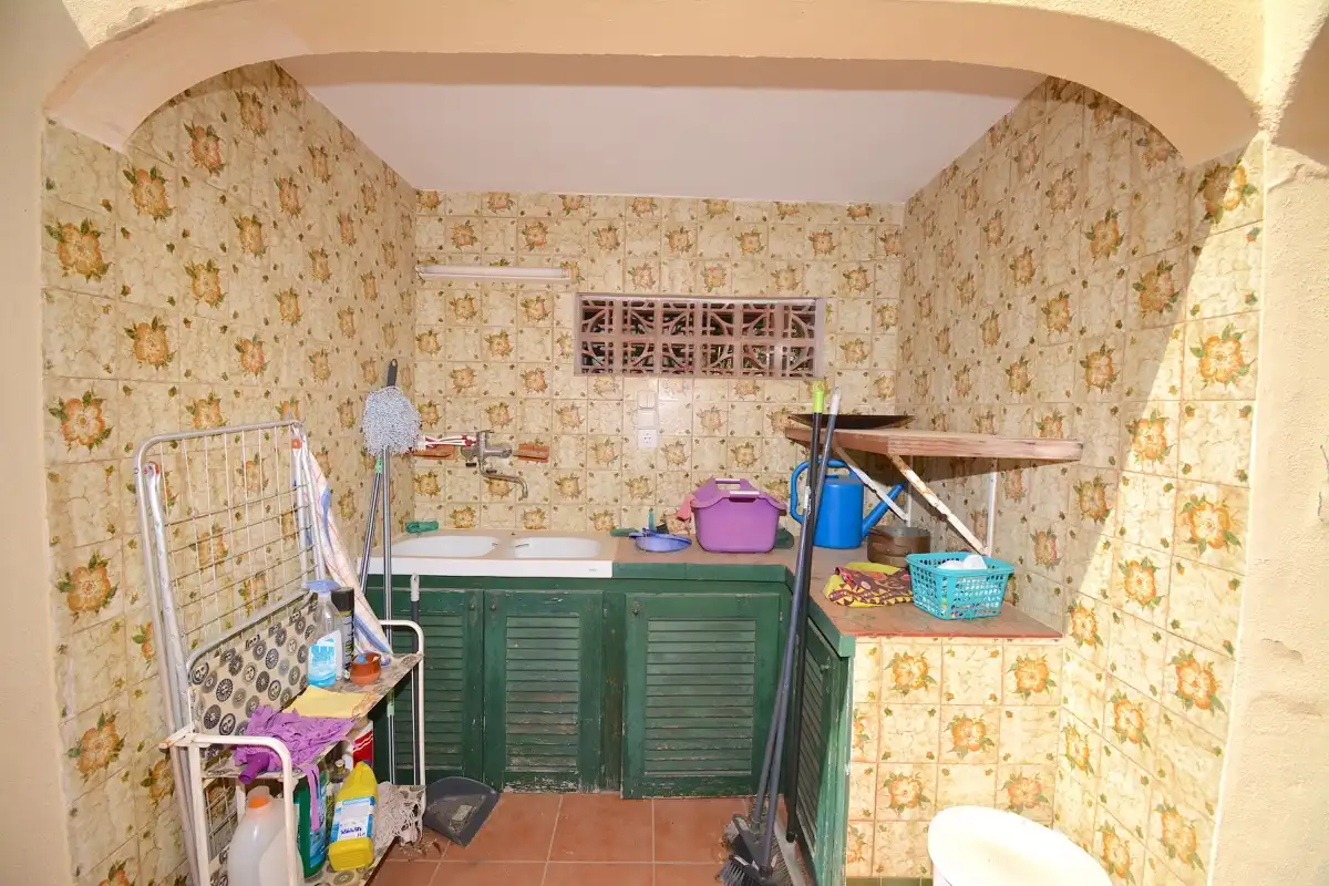 Küche von Haus oder Chalet zum Verkauf in Dénia mit Klimaanlage, Heizung und Privatgarten
