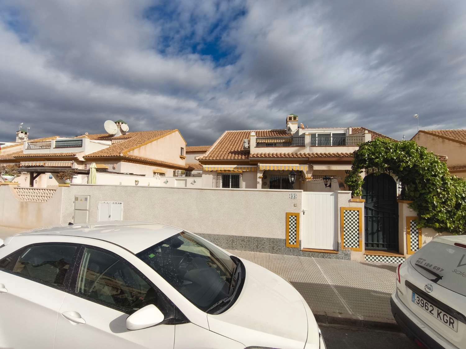 Exterior view of Single-family semi-detached for sale in Orihuela  with Air Conditioner, Storage room and Swimming Pool