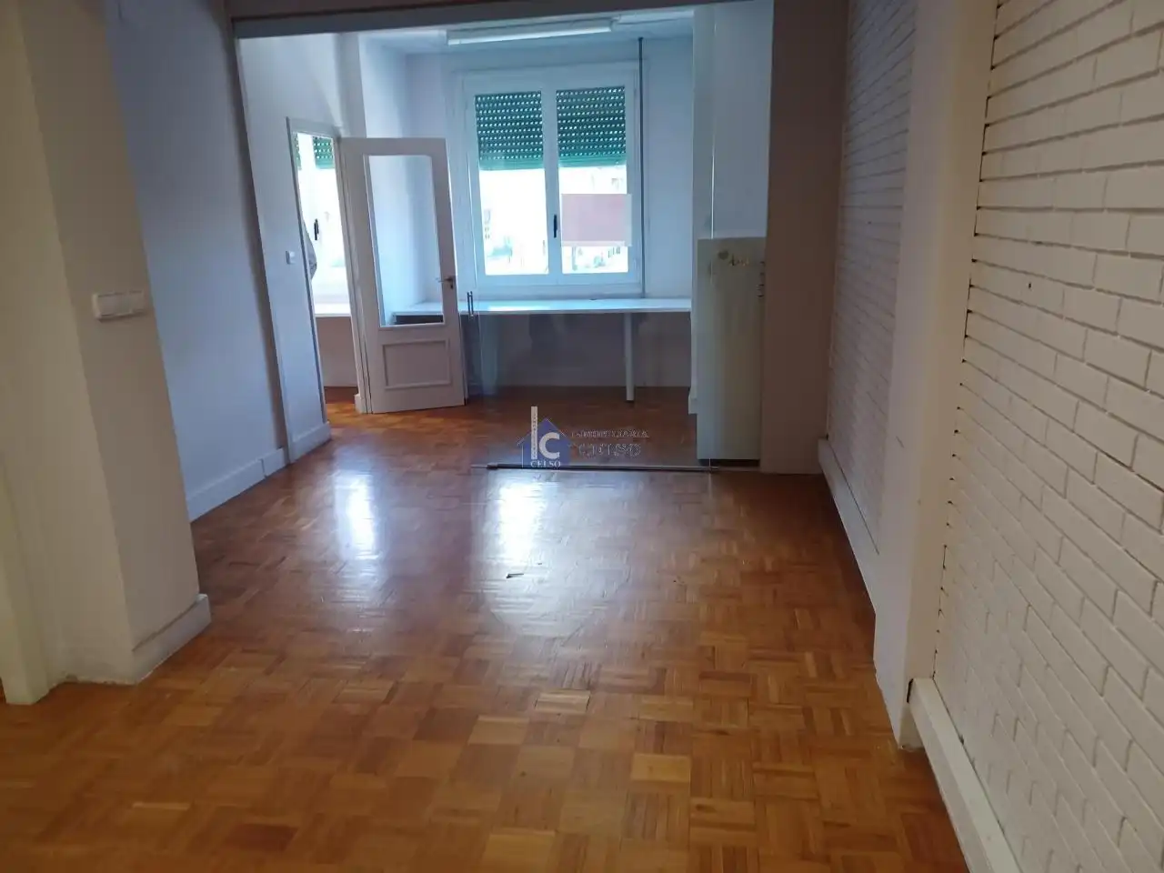 Habitación de Piso de alquiler en Ourense Capital  con Calefacción
