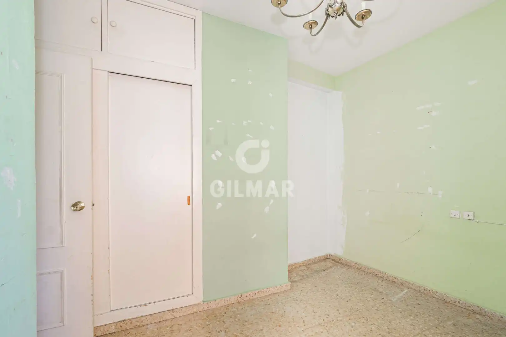 Habitación de Piso en venta en Sevilla con Calefacción y Jardín privado