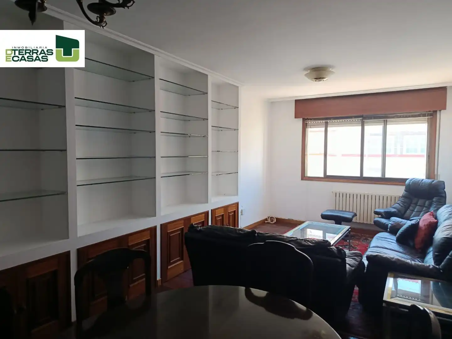 Sala de estar de Piso en venta en Pontevedra Capital  con Calefacción, Terraza y Trastero