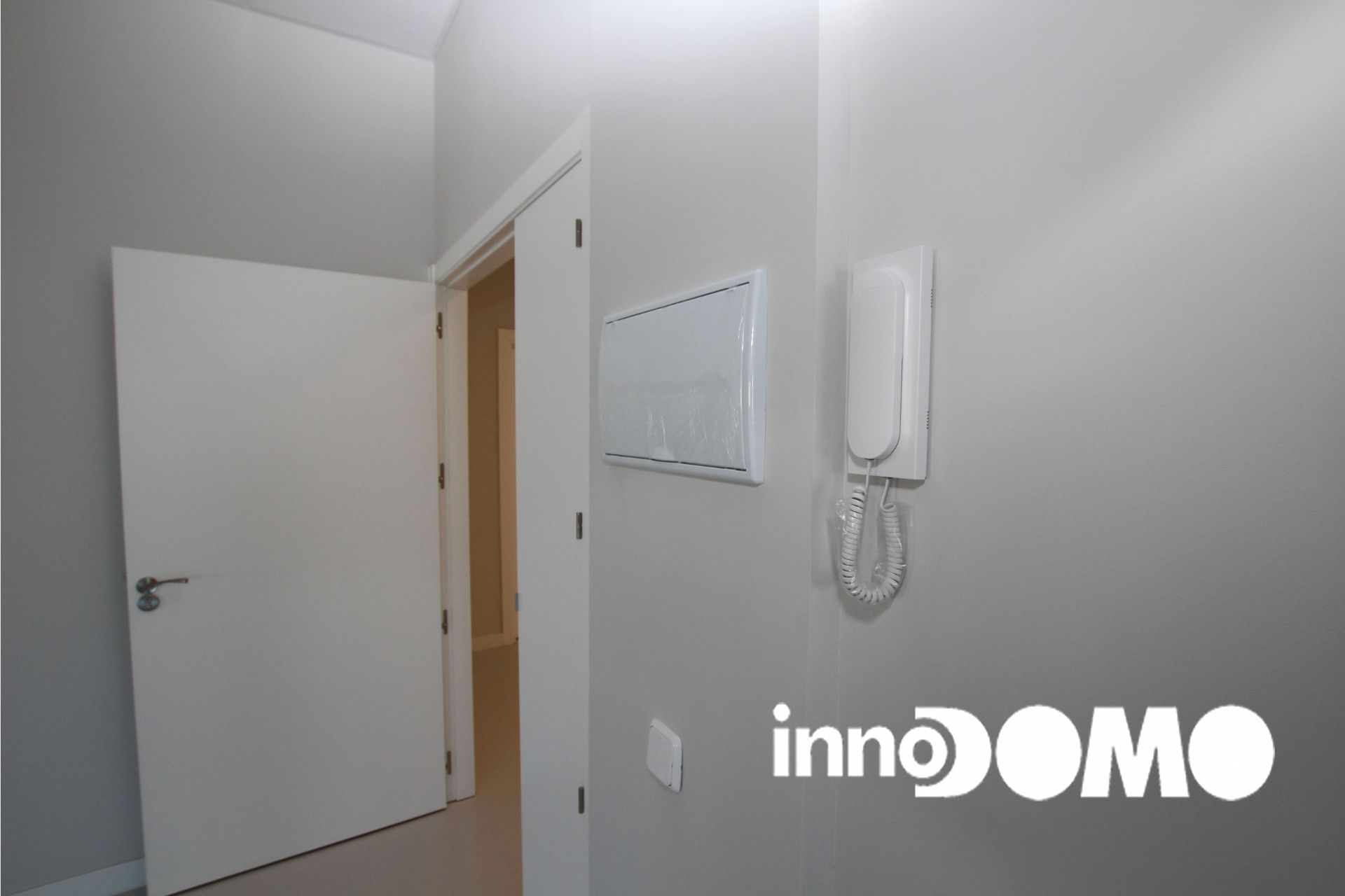 Premises to rent in Parla  with Air Conditioner, Heating and Home automation