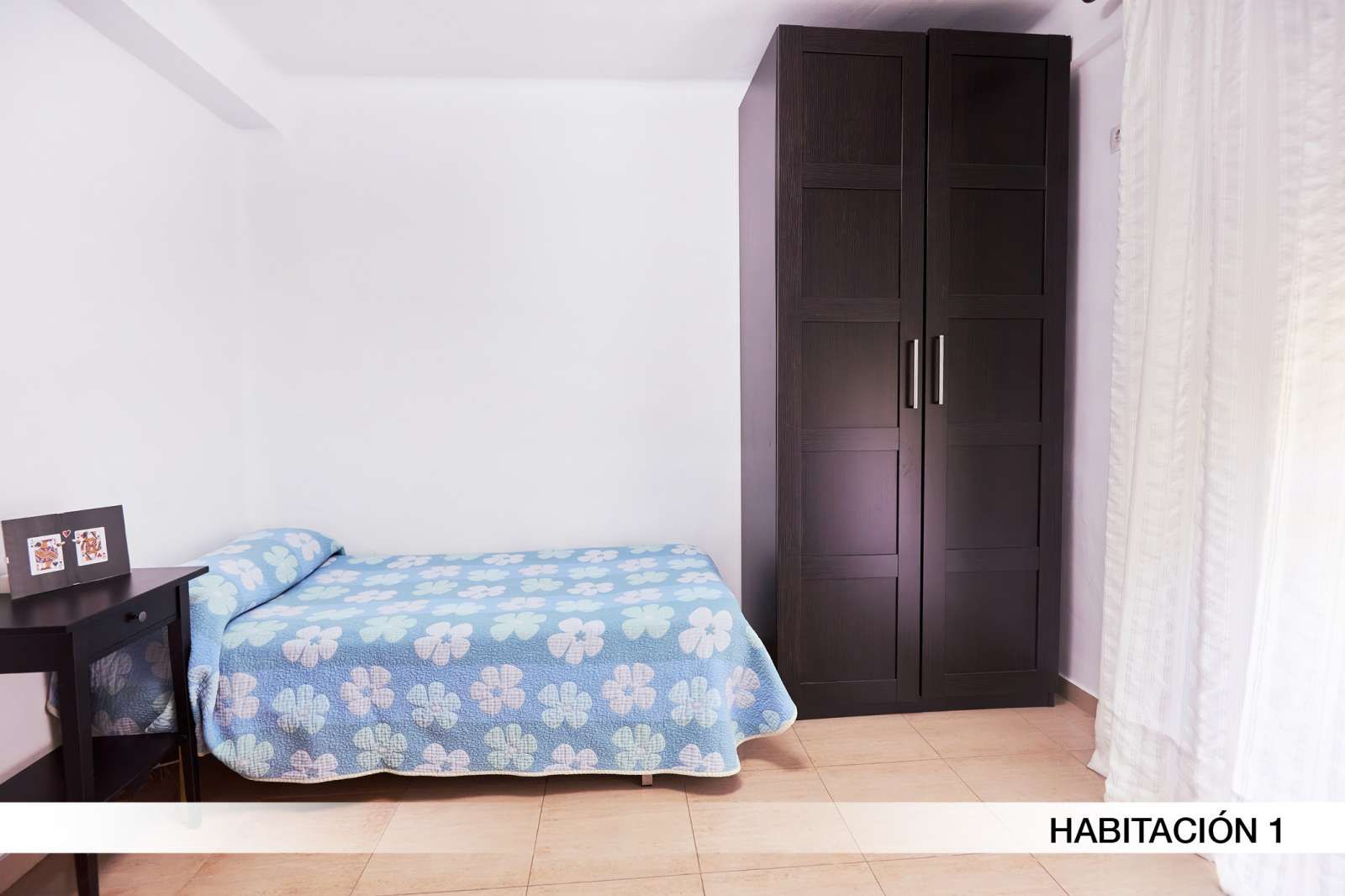 Dormitori de Pis per a compartir en  Sevilla Capital amb Aire condicionat, Calefacció i Terrassa