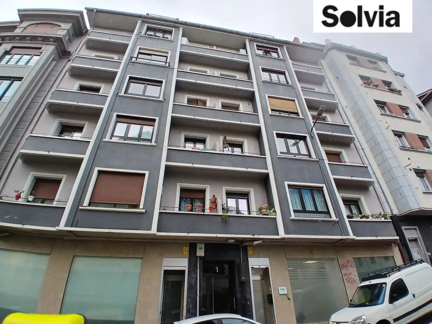 Außenansicht von Wohnung zum Verkauf in Eibar mit Terrasse