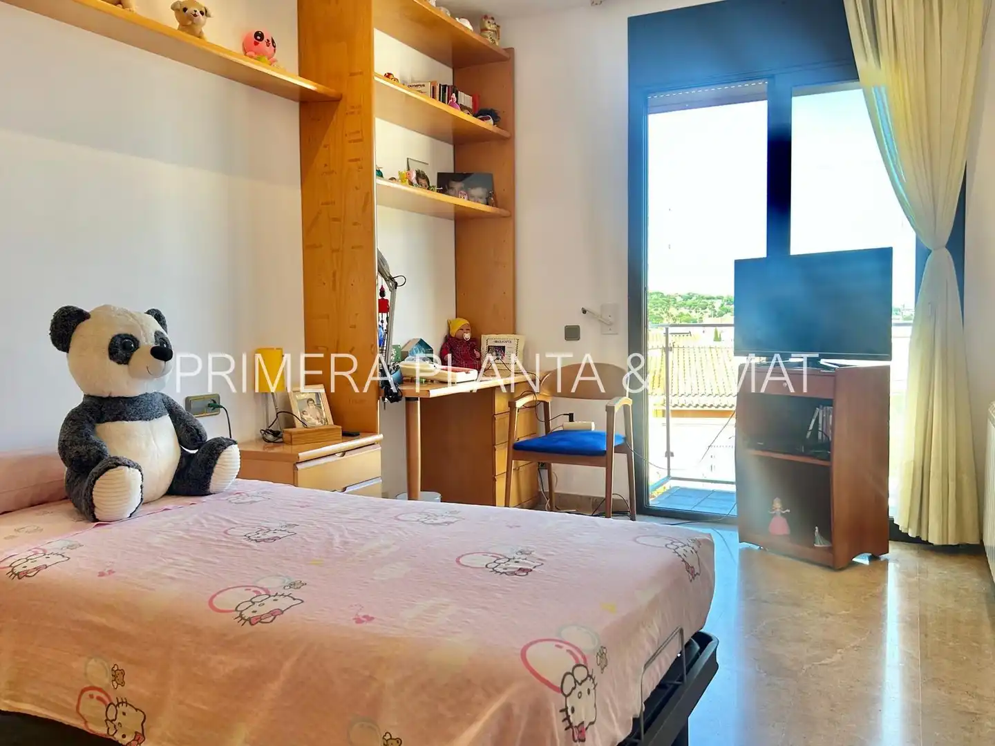 Schlafzimmer von Haus oder Chalet zum Verkauf in Mataró mit Heizung, Terrasse und Schwimmbad