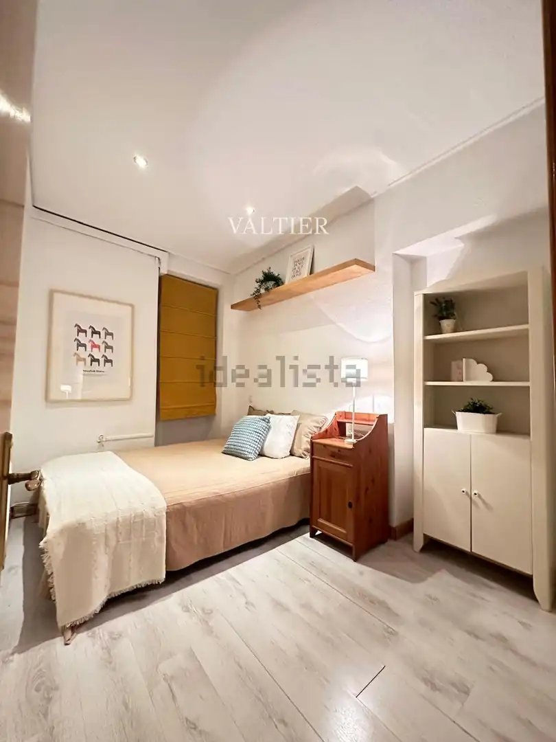 Schlafzimmer von Wohnung zur Miete in  Madrid Capital mit Klimaanlage und Möbliert