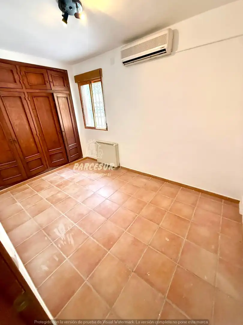 Aparcament de Finca rústica en venda en Córdoba amb Aire condicionat, Calefacció i Jardí privat