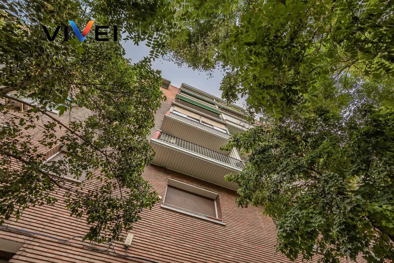 Exterior view of Flat for sale in Madrid  with Heating