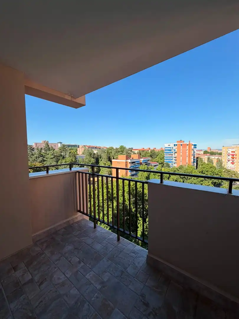 Terraza de Piso de alquiler en Madrid con Calefacción, Parquet y Terraza