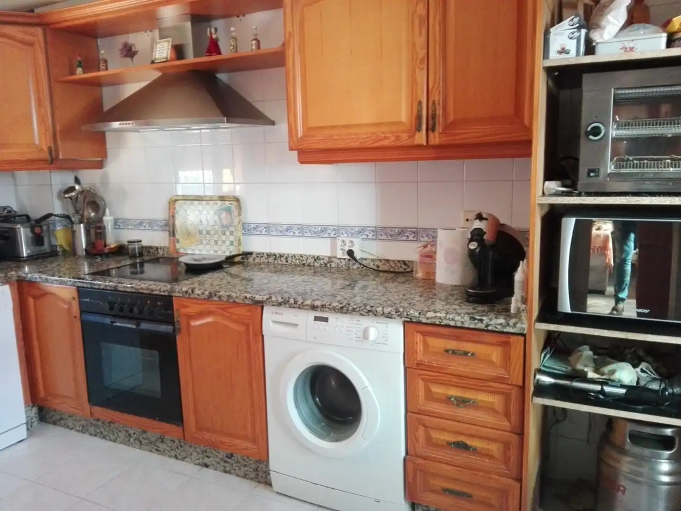 Cocina de Casa o chalet en venta en Alcalá de Guadaira con Aire acondicionado, Terraza y Trastero
