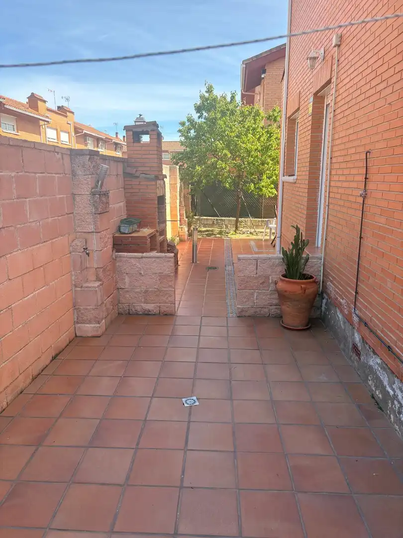Terrace of Detached homes for sale in Villa del Prado  with Heating, Private garden and Storage room