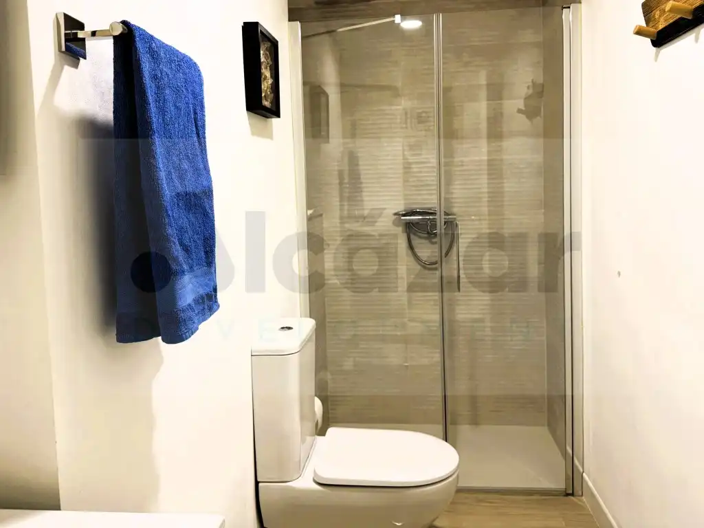 Baño de Piso en venta en Sevilla con Aire acondicionado, Calefacción y Terraza