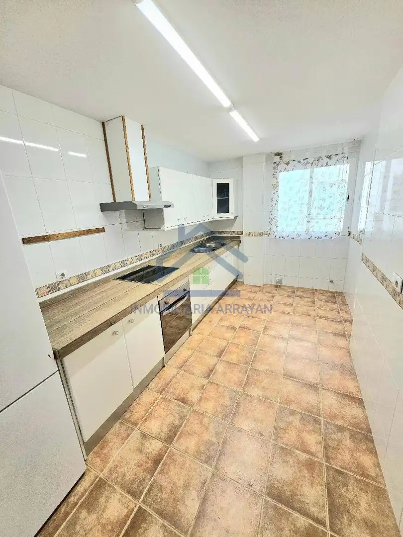 Küche von Wohnung zum Verkauf in Las Gabias mit Terrasse und Möbliert