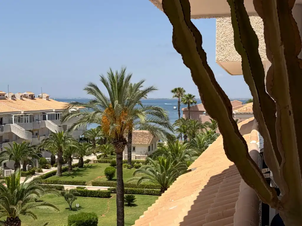 Maisonette zum Verkauf in La Manga del Mar Menor mit Klimaanlage
