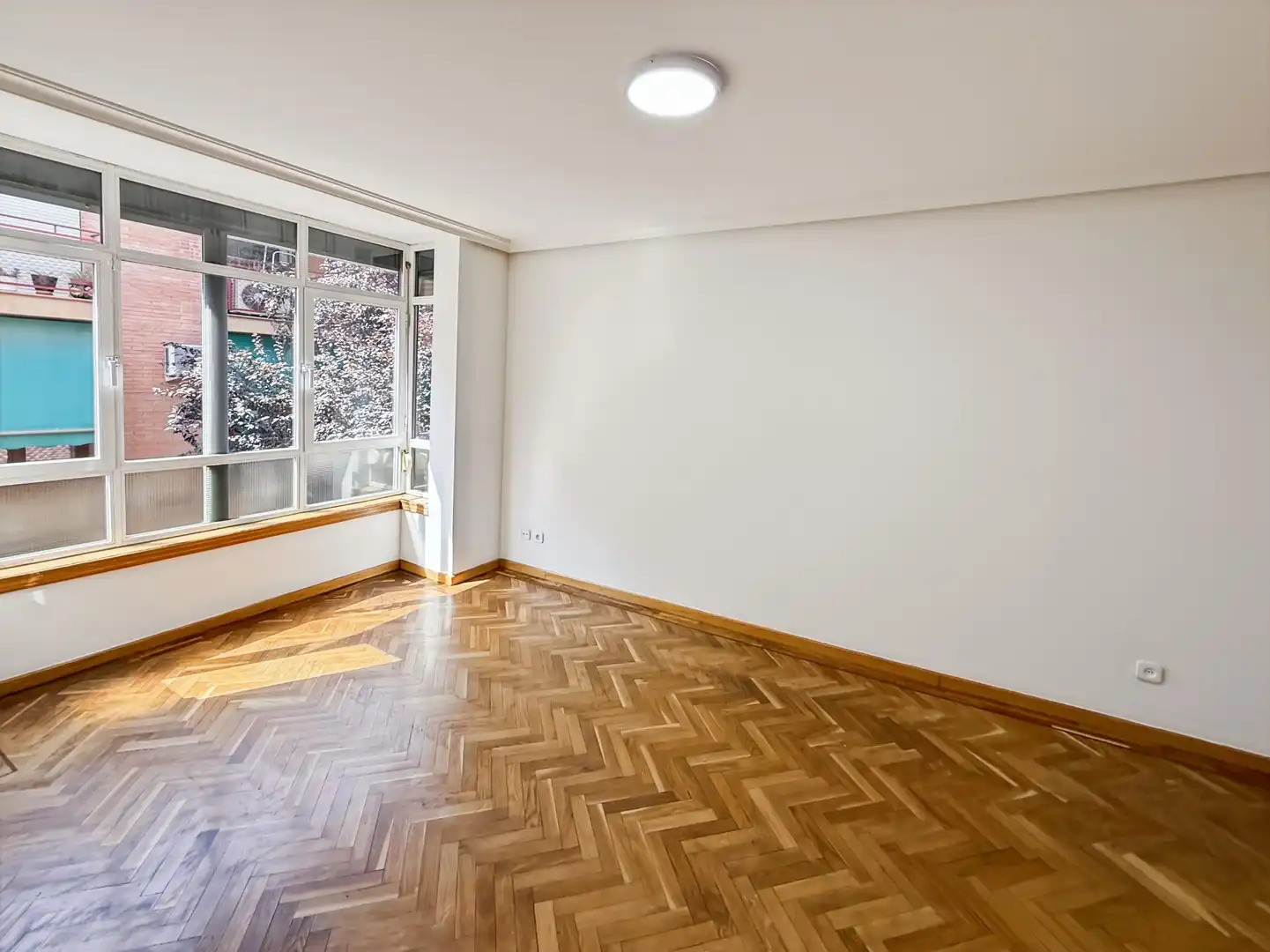 Wohnung zur Miete in Calle de Pinos Baja, Valdeacederas