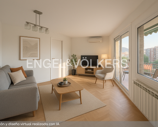 Living room of Apartment for sale in Rubí  with Air Conditioner, Heating and Parquet flooring