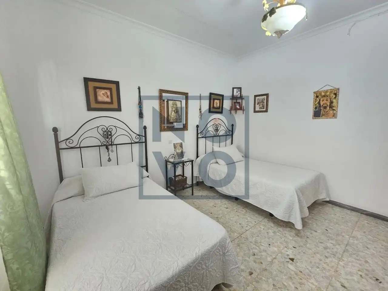Dormitori de Casa o xalet en venda en Lebrija