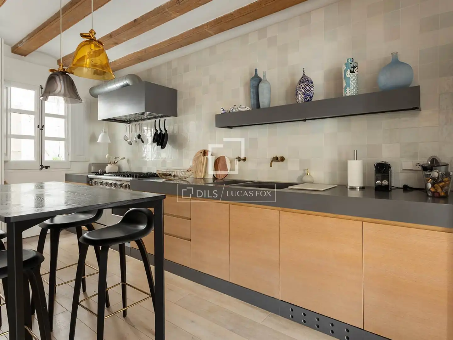 Kitchen of Flat for sale in Ciutat Vella