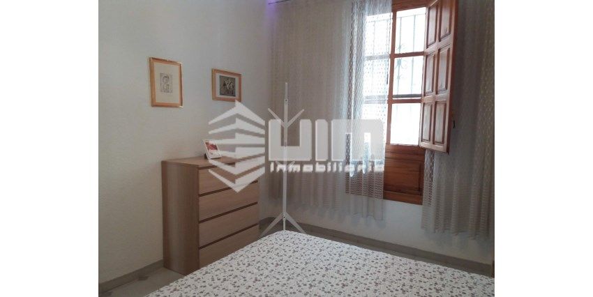 Dormitori de Casa o xalet en venda en Sagunto / Sagunt amb Calefacció, Terrassa i Traster
